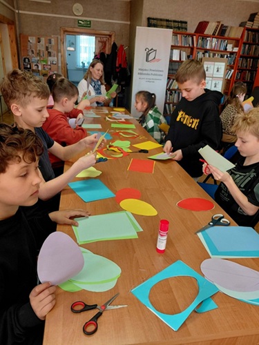 Warsztaty tworzenia papierowych jajek 